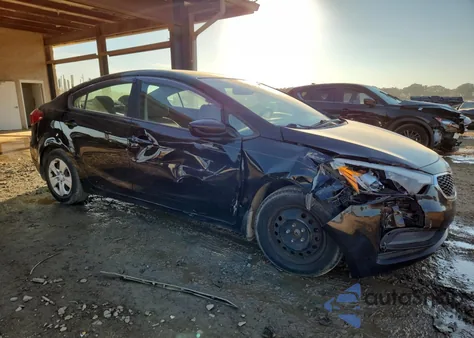 2015 Kia Forte Lx z USA, uszkodzony, nr VIN KNAFK4A68F5313238